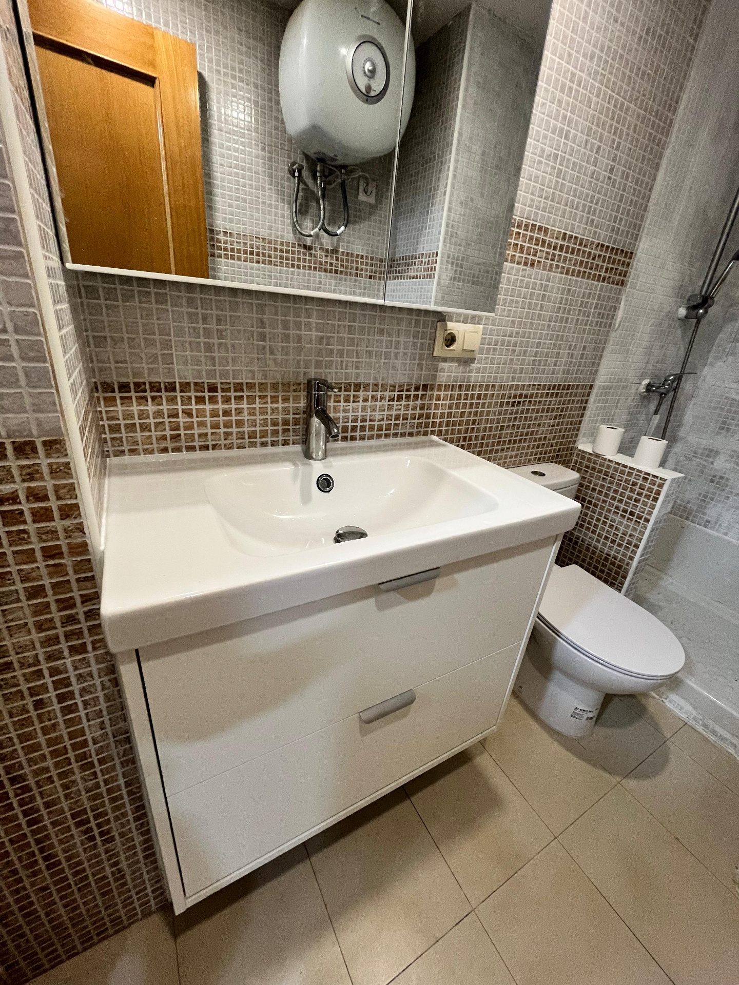 Baño · Paterna antes de la reforma de SGO Services