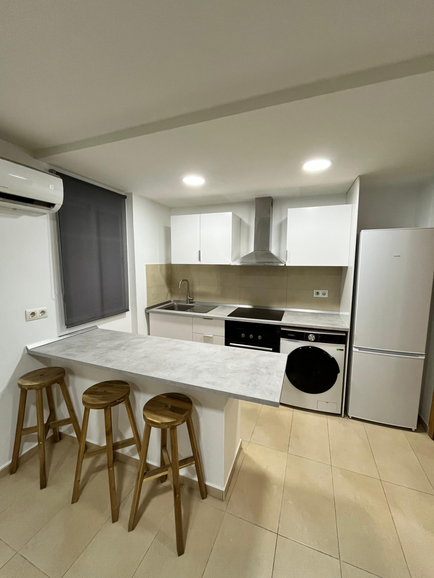 Cocina reformada · Valencia · 2026 — trabajo finalizado por SGO Services